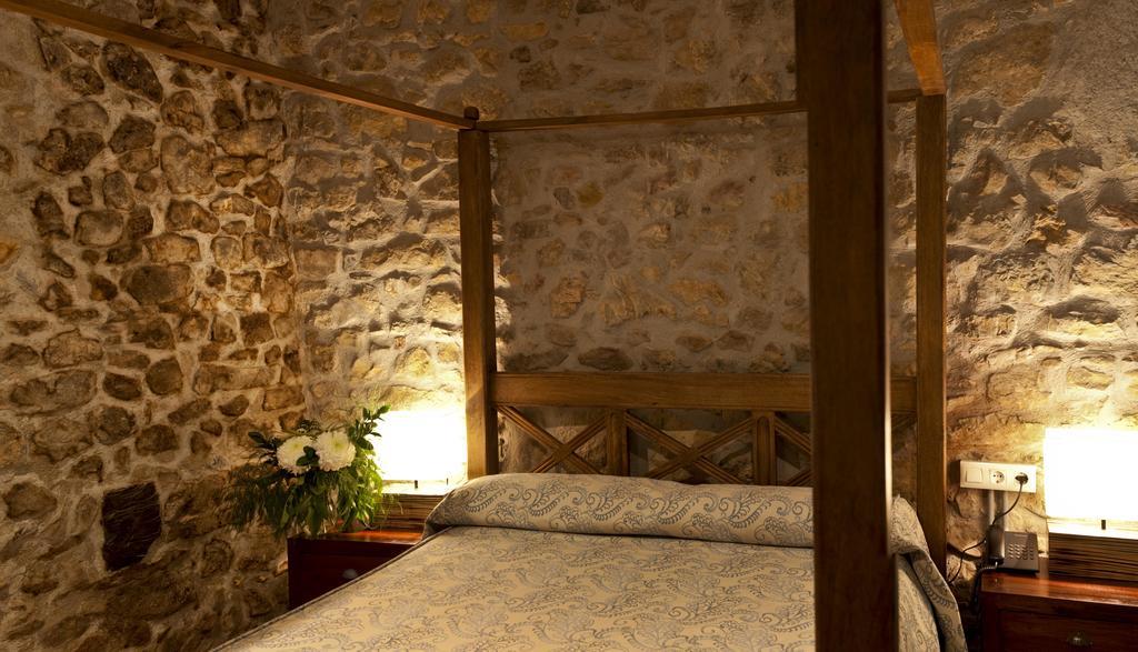 Hotel Casona Cuervo San Tirso de Candamo Exteriör bild