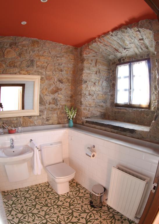 Hotel Casona Cuervo San Tirso de Candamo Exteriör bild
